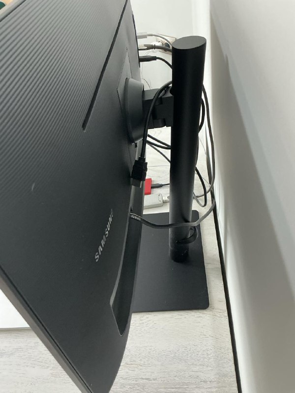 Монитор Samsung ViewFinity S8 27 дюймов 2