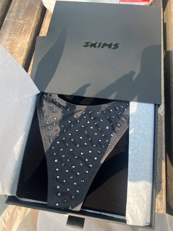 Купальник SKIMS со стразами Сваровски, бра L, низ XL 10