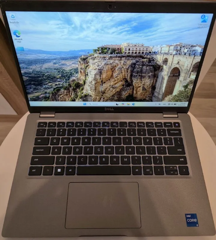 Dell Latitude 5430 ноутбук 1