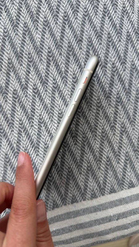 iPhone 11 128GB, белый, состояние отличное 2