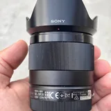 Объектив Sony 28 мм f/2.0 2