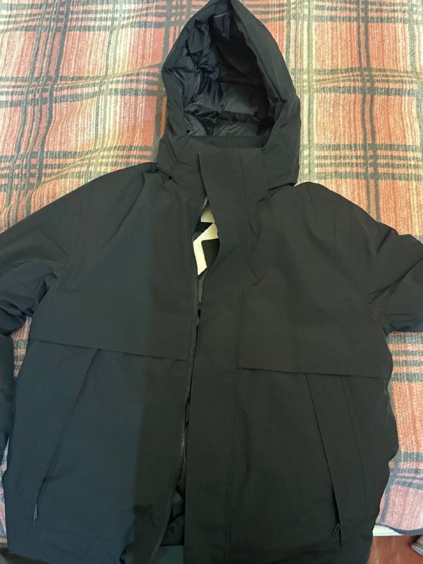 Теплая куртка размер S 3