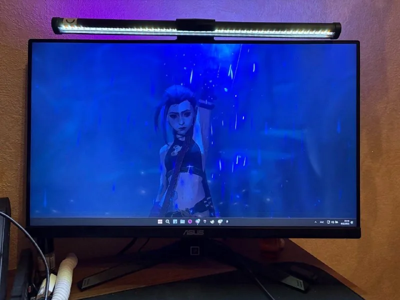 ASUS display 1
