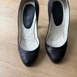 Женские туфли Saint Laurent, Christian Louboutin, Chanel, Louis Vuitton 2