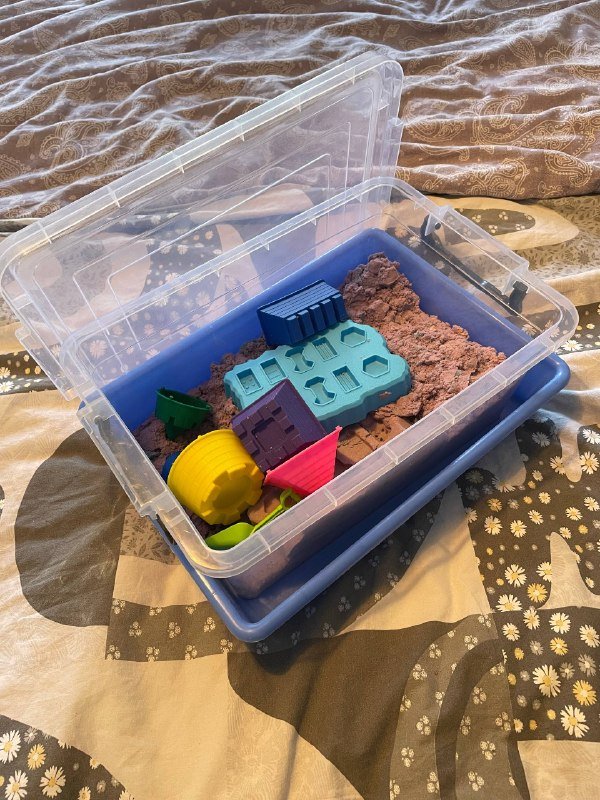 Кинетический песок, формочки, тазик для игр