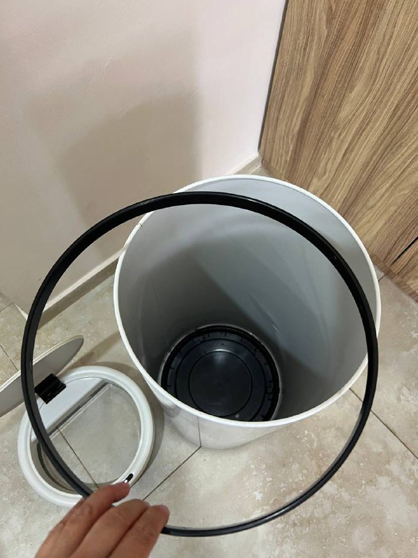 Ведро с сенсорной крышкой большое 3