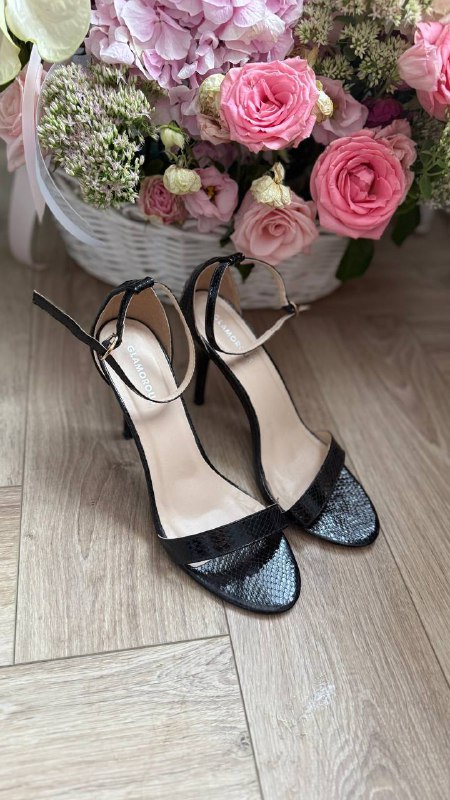 Мюли Зара, кроссовки Адидас, кроссовки НМ, босоножки, кеды PRADA 7