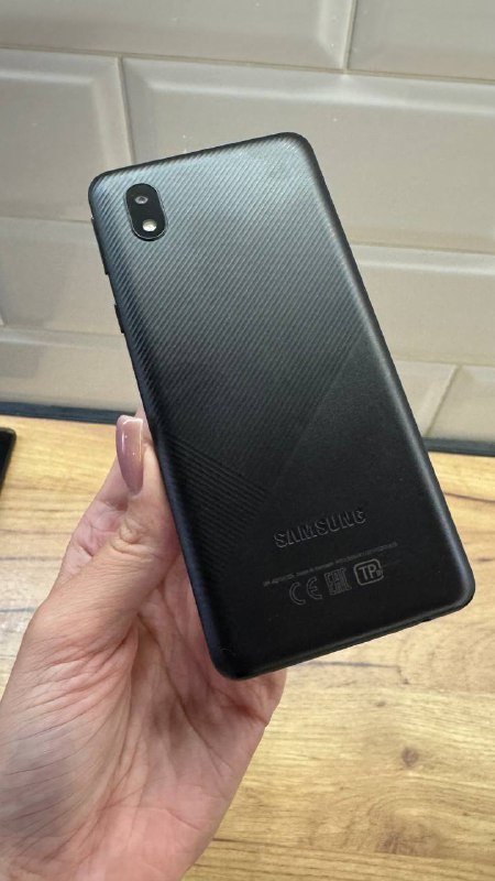 самсунг А50, самсунг а01 core, приставка Nintendo Switch, игра настольная Рик и Морти 3