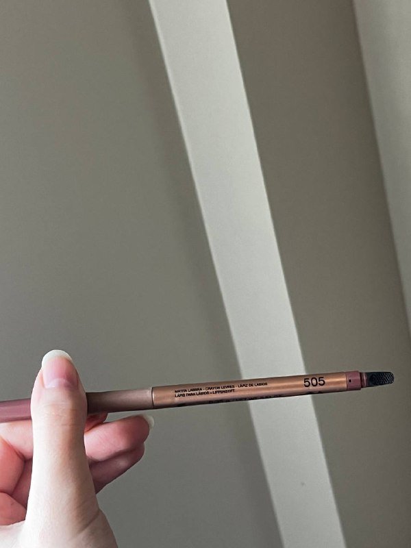 YSL Loveshine Candy Glaze, карандаш Kiko Milano 5