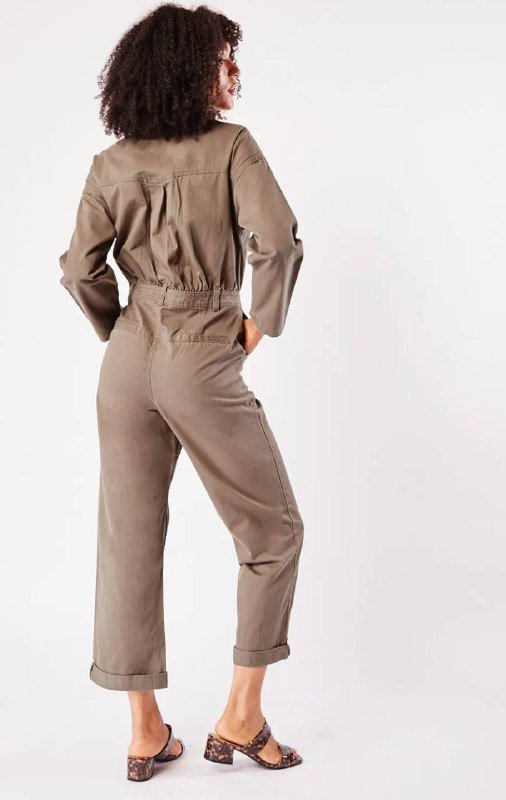 брюки Tommy Hilfiger, джинсовый комбинезон New Look, сатиновое миди-платье 6