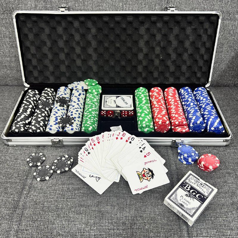 Покерный набор, Настольные игры UNO, Бункер, Роскошь, Азул 5