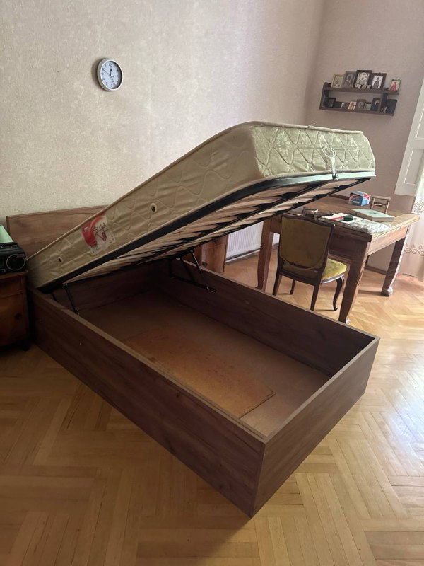 Кровать с подъёмным механизмом и матрасом 6