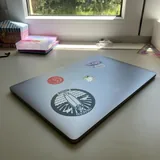 MacBook Pro 15 i7 16GB 512GB 2