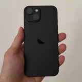 iPhone 15 Black 128GB, iPhone 13 Green 128GB, iPhone 13 Midnight 128GB 2