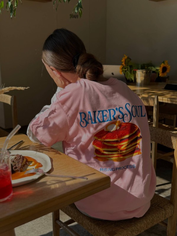Футболка OVERSIZE с принтом на спине 4