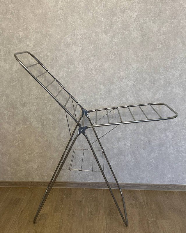 сушилка для белья и набор прищепок