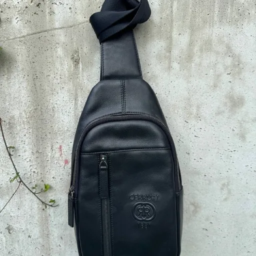 Сумка Cerruti 1881, пуловер Stone Island, овершот Off-White