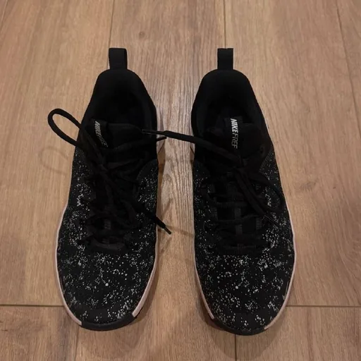 Женские кроссовки Nike Free Metcon 6 SE