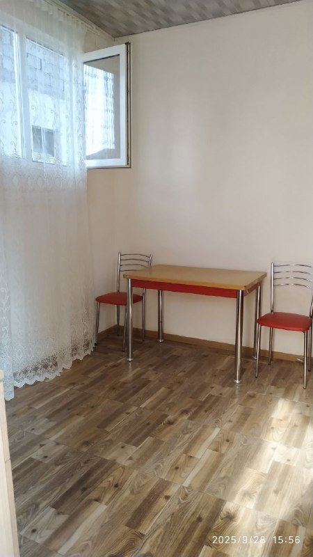 Квартира 38 кв на первом этаже в Ангисе 6