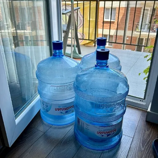 3 бутыля по 19 л