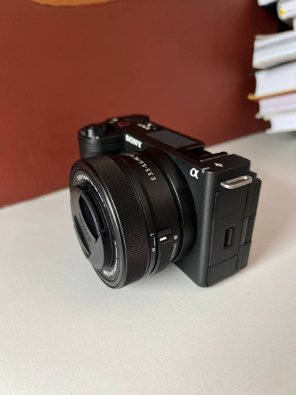 Sony ZV-E10M2K Black влоговая камера 2