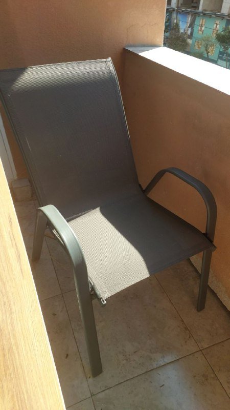 Два стула для балкона улицы 2