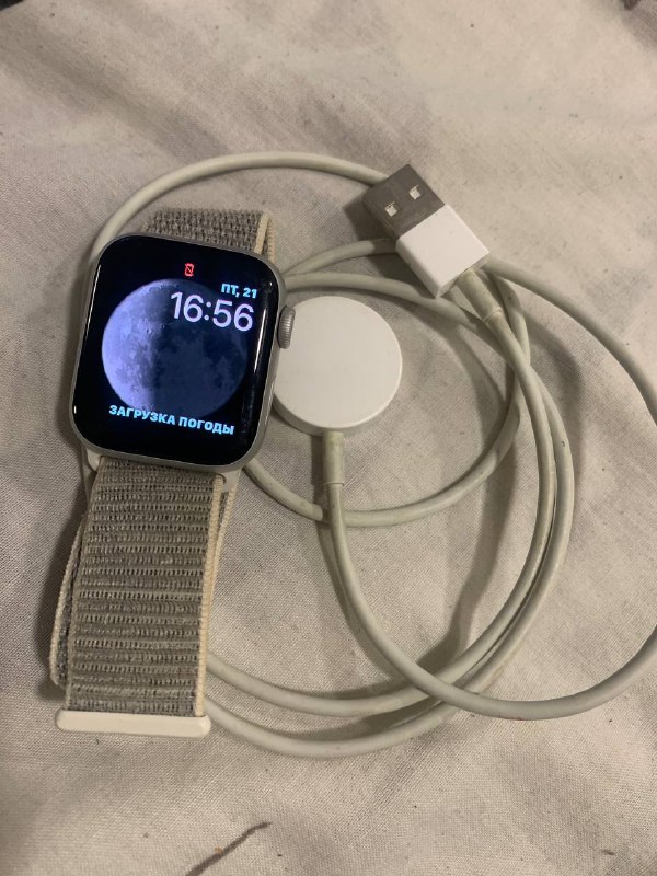 Apple Watch Series 4 40 мм