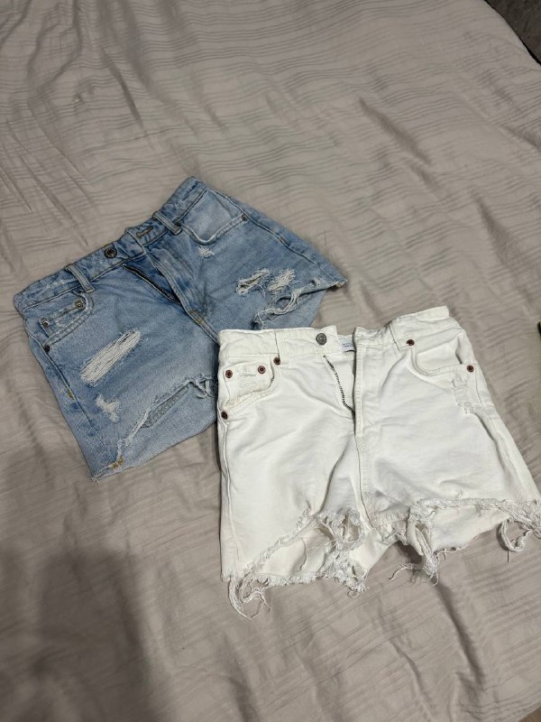 Шорты 32 размера, топы XS, всё по 15 лари 2