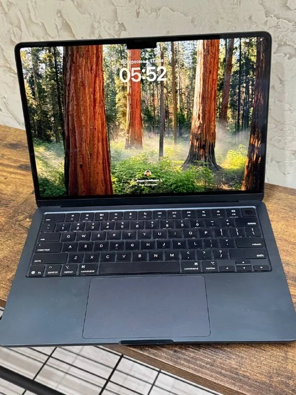 Macbook Air 25-й 1