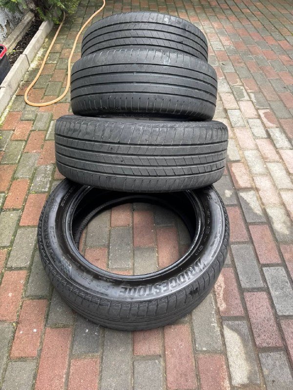 Летние шины Bridgestone 225/55 R18 2