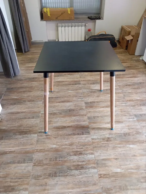 Новый стол 75×75 см 1