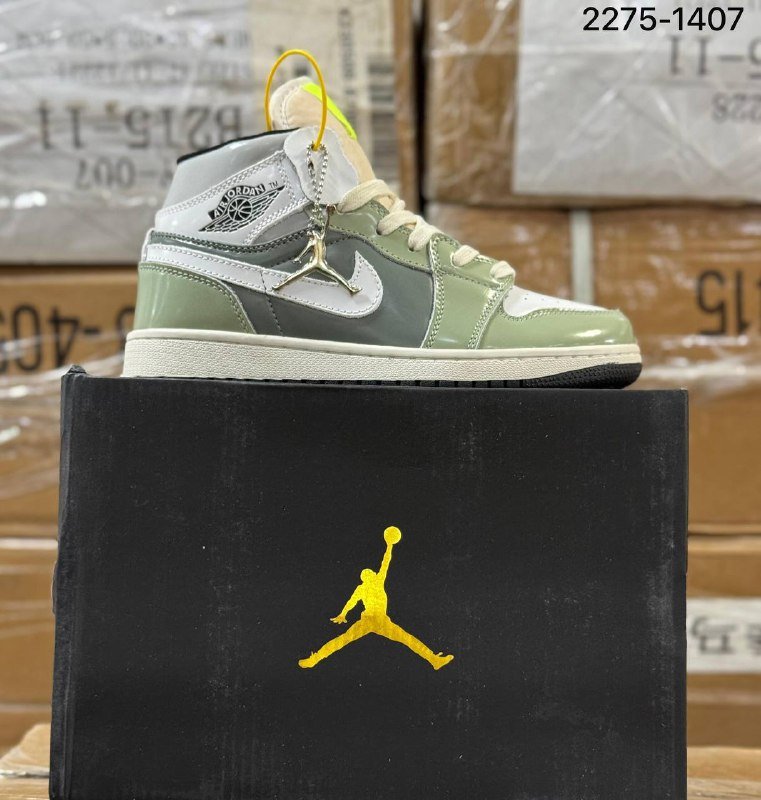 Кроссовки Nike Air Jordan 8