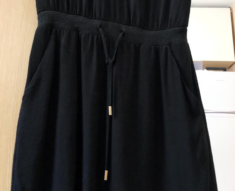 Черное платье Stradivarius S/XS с поясом 3