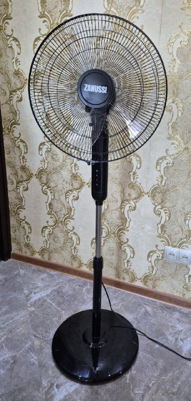 Вентилятор напольный ZANUSSI ZFF-907 3