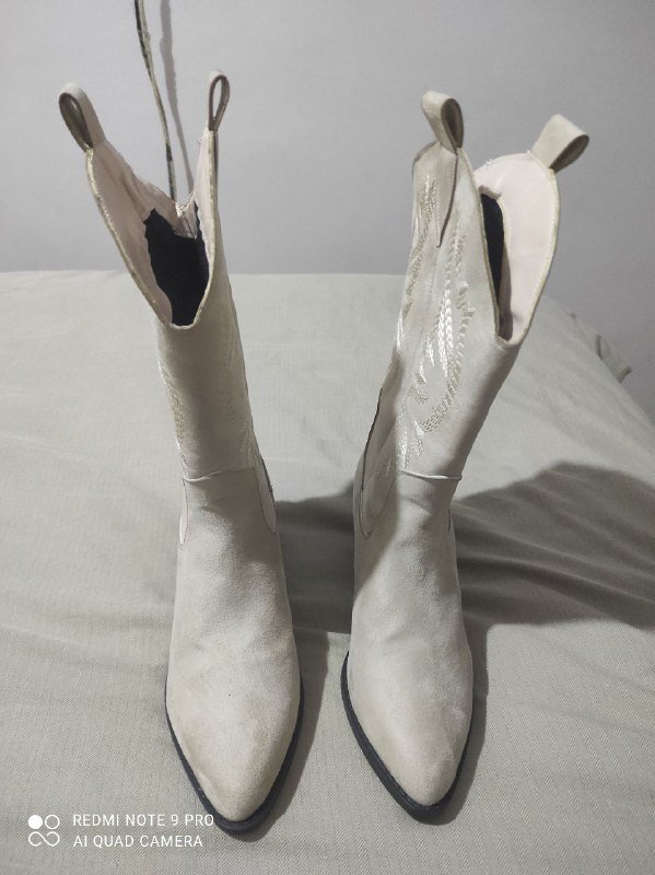 Женские белые сапоги размер 36 4