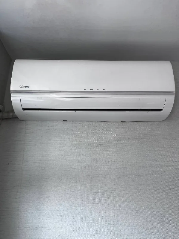 Кондиционер Midea 1
