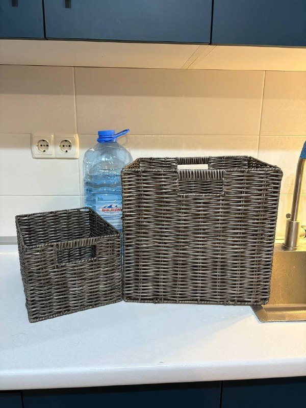 Плетёные корзины для хранения большая и средняя