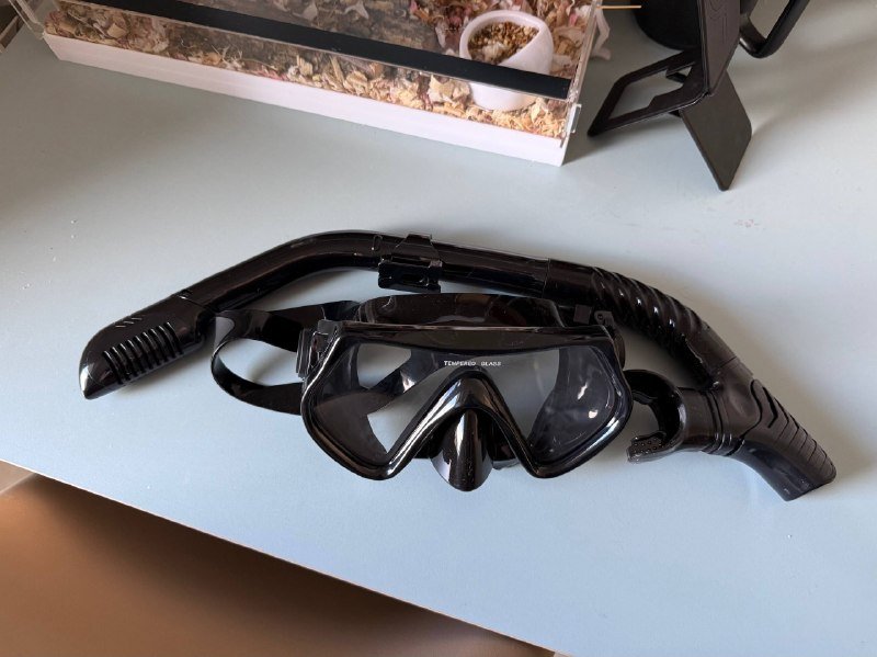 Маска для ныряния, штатив, фотоэпилятор, тренажеры, ласты, колонки