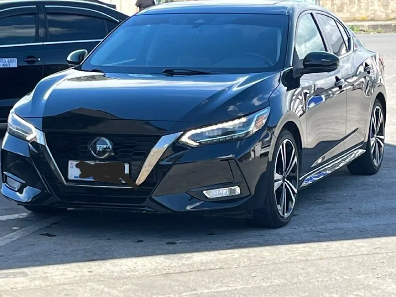 Nissan Sentra SR 2023 1