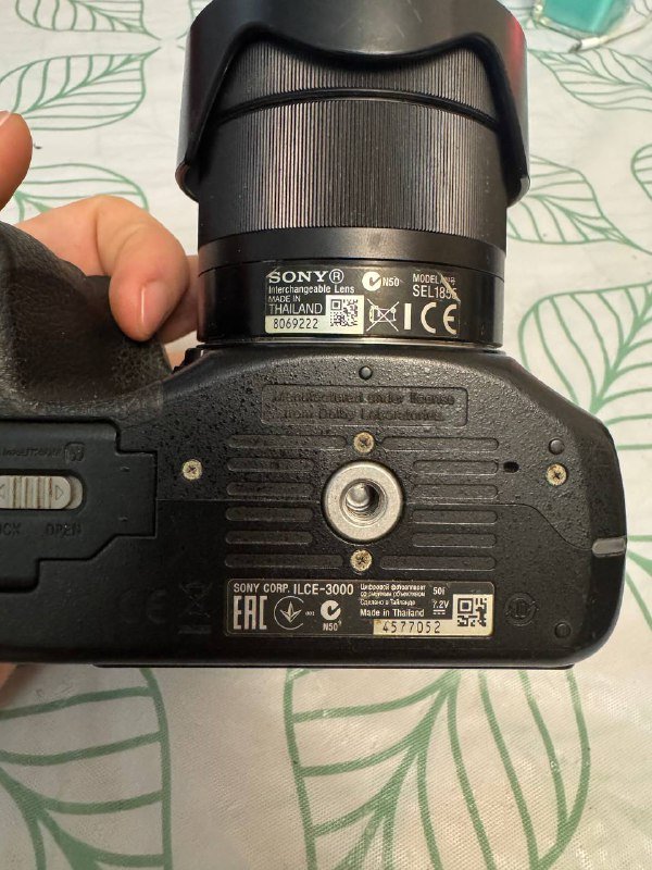 Фотоаппарат беззеркальный Sony A3000 с объективом и аксессуарами 4