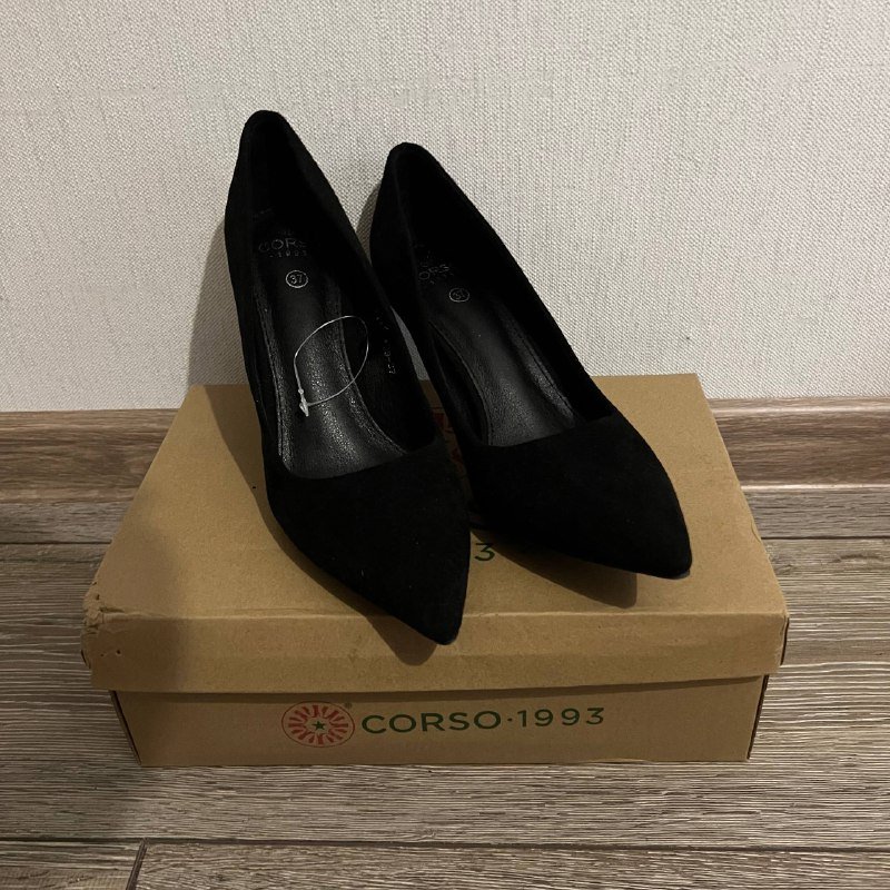 Ботинки Dr. Martens 1460, туфли Corso на каблуке 9