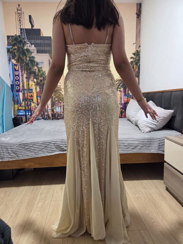 Женские платья новые