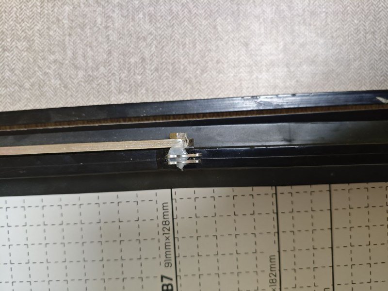 Резак для бумаги 3