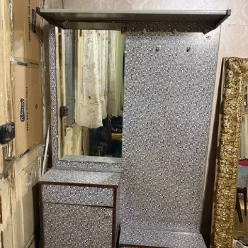 Зеркало, вешалка
