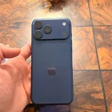 Продаётся iPhone 17 Pro Max 4