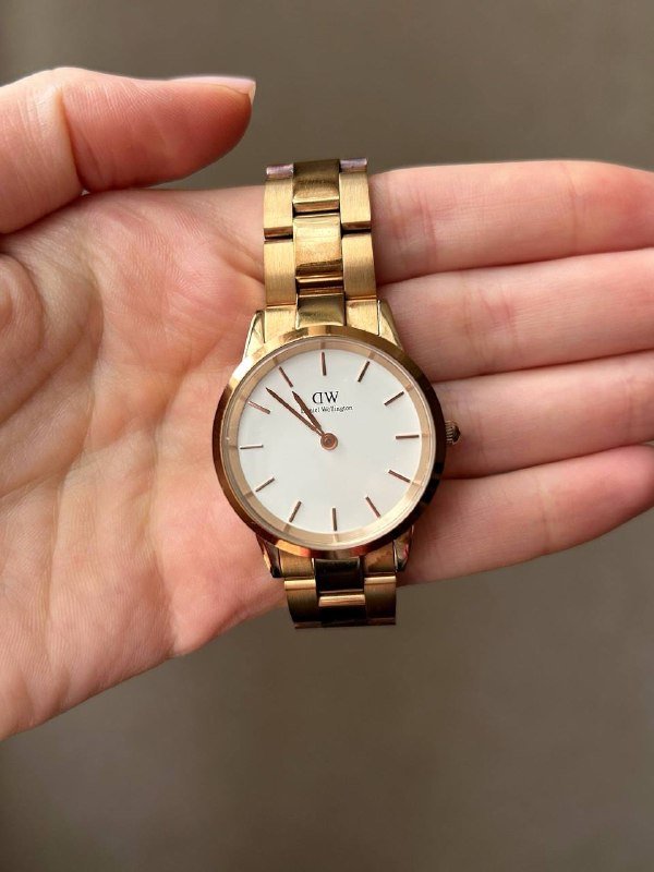 Часы Daniel Wellington