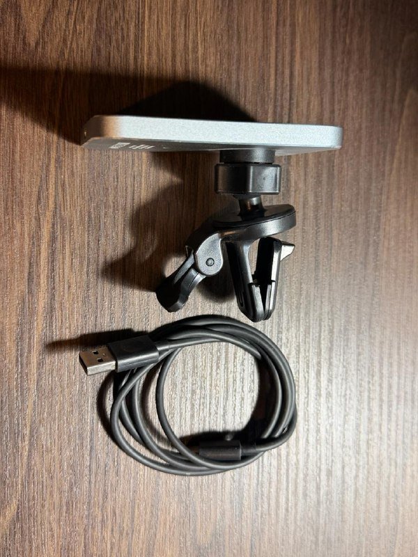 Deppa MagSafe держатель-зарядка для iPhone в авто