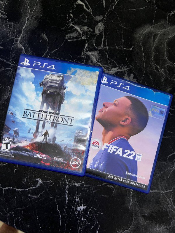 PlayStation 4 Slim 512 ГБ, 2 джойстика, 3 игры 3