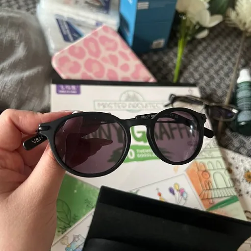 Очки, setting spray, крем, акриловые маркеры