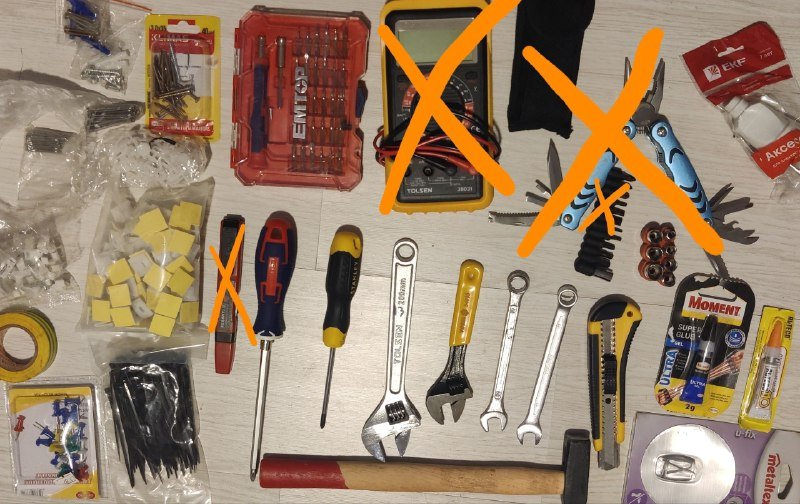 VR шлем Meta Quest 2, контроллер Xbox One, компьютер Acer Veriton, умная лампочка IKEA, набор инструментов 7